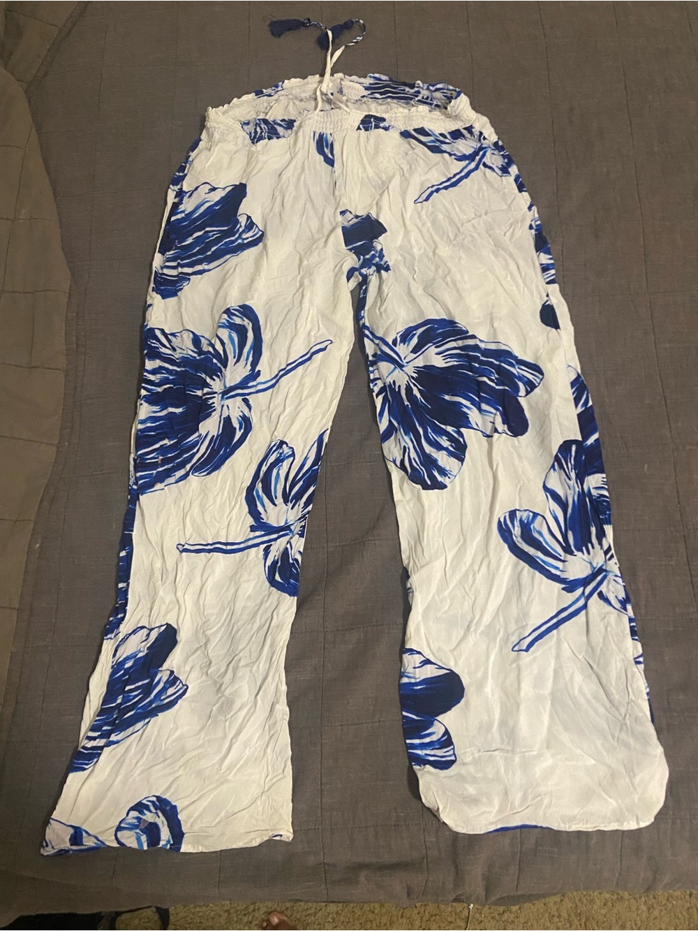 White Wide-Leg Pants with Blue Floral Print meduim